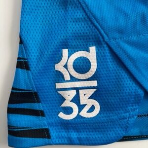 Nike KD Kevin Durant baskeball shorts. Medium Mens. Unworn.